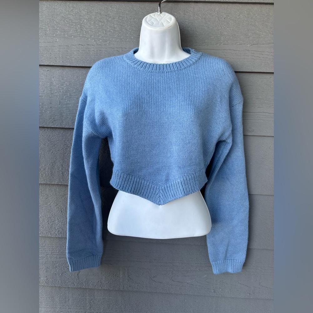 Hera Collection Light Blue Crew Neck Sweater